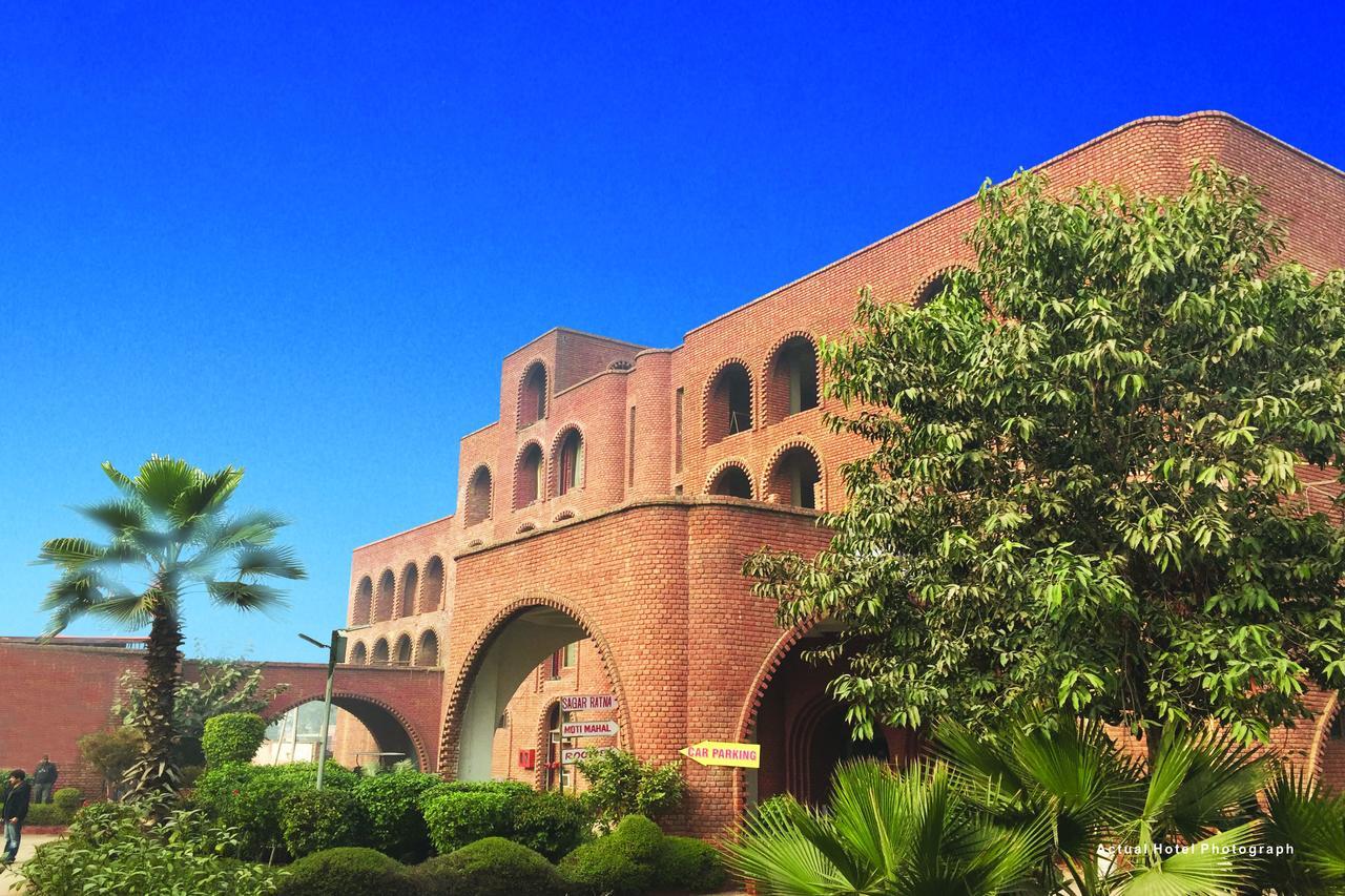 Magsons Resorts Vrindavan Kosi Esterno foto
